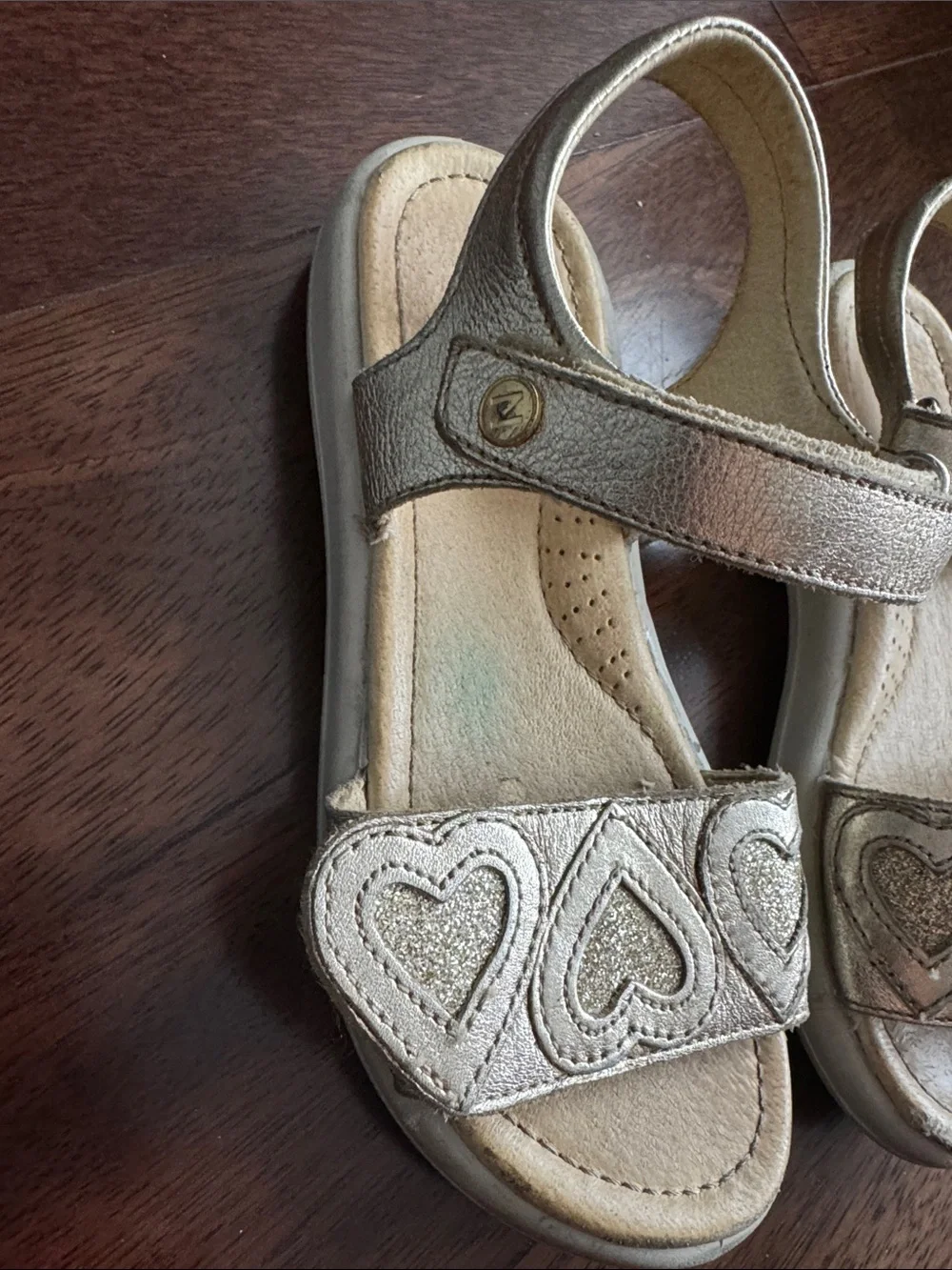 Naturino Metallic Gold Heart Sandals - Comfortable Adjustable Straps